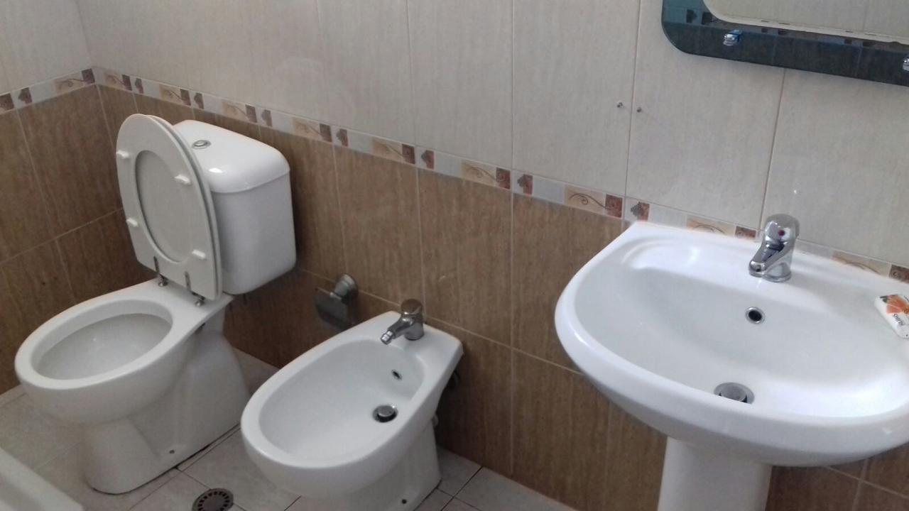 Vila Kristal Vlora Bagian luar foto